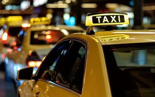 Lý do khách hàng nên chọn 5 hãng Taxi Bến Lức này 