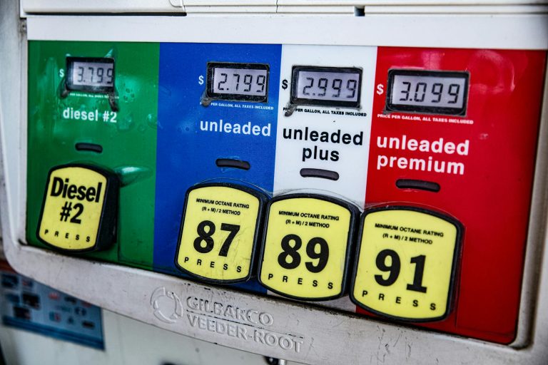 giá xăng tăng ảnh hưởng giá vé limousine cuối tuần nên đặt trước khi nào