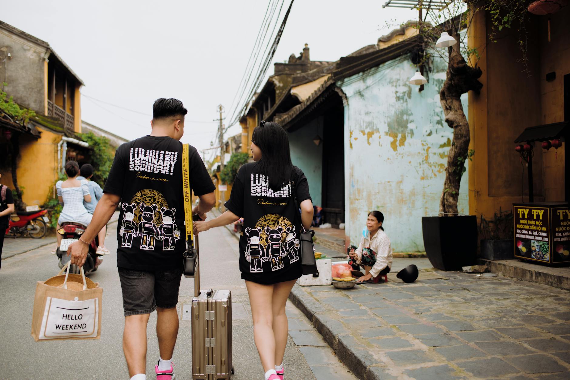 kinh nghiệm đặt vé limousine đi Huế cuối tuần