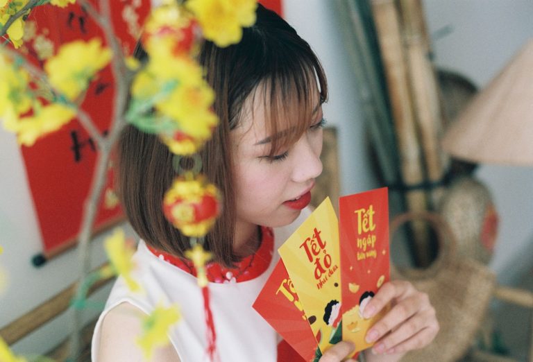 lịch vạn niên hôm nay 15/8/2026 giờ hoàng đạo