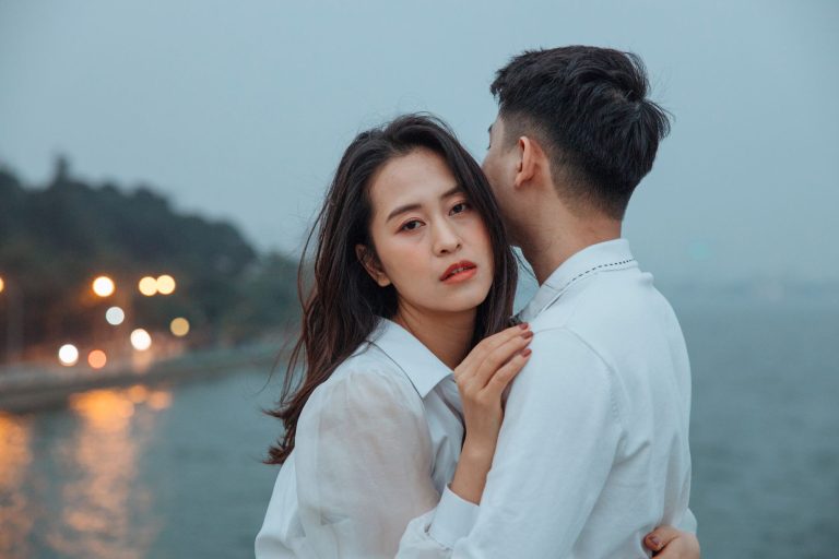 tử vi hôm nay 12 cung hoàng đạo 5/8/2026 vận may tình cảm