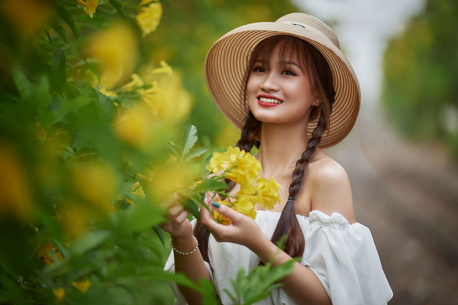 Tử vi hôm nay ngày 3/8/2026 của 12 cung hoàng đạo