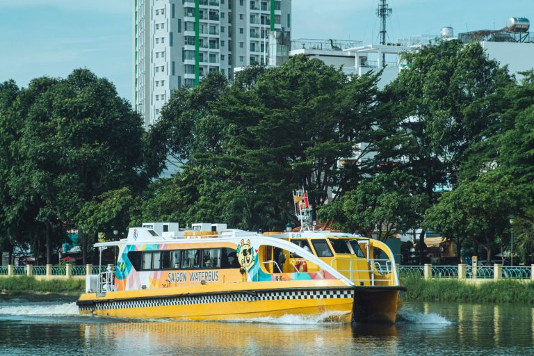 giá vé limousine Sài Gòn đi Phú Quốc cuối tuần