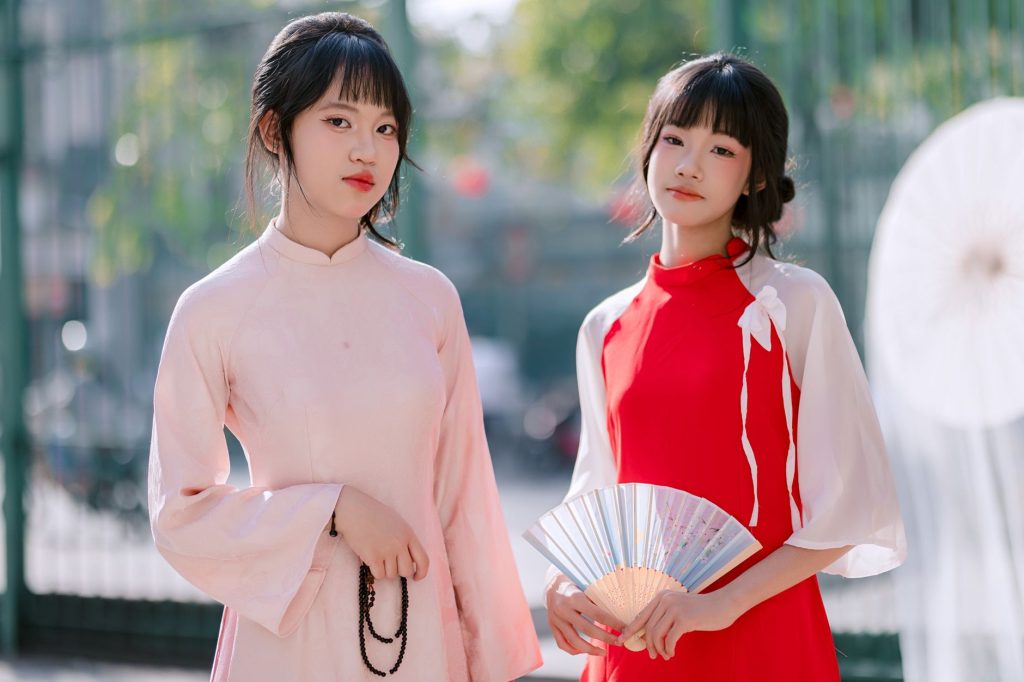 xem lịch âm dương hôm nay giờ hoàng đạo hướng xuất hành